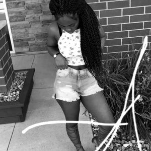 Meet your Posher, Hawa m